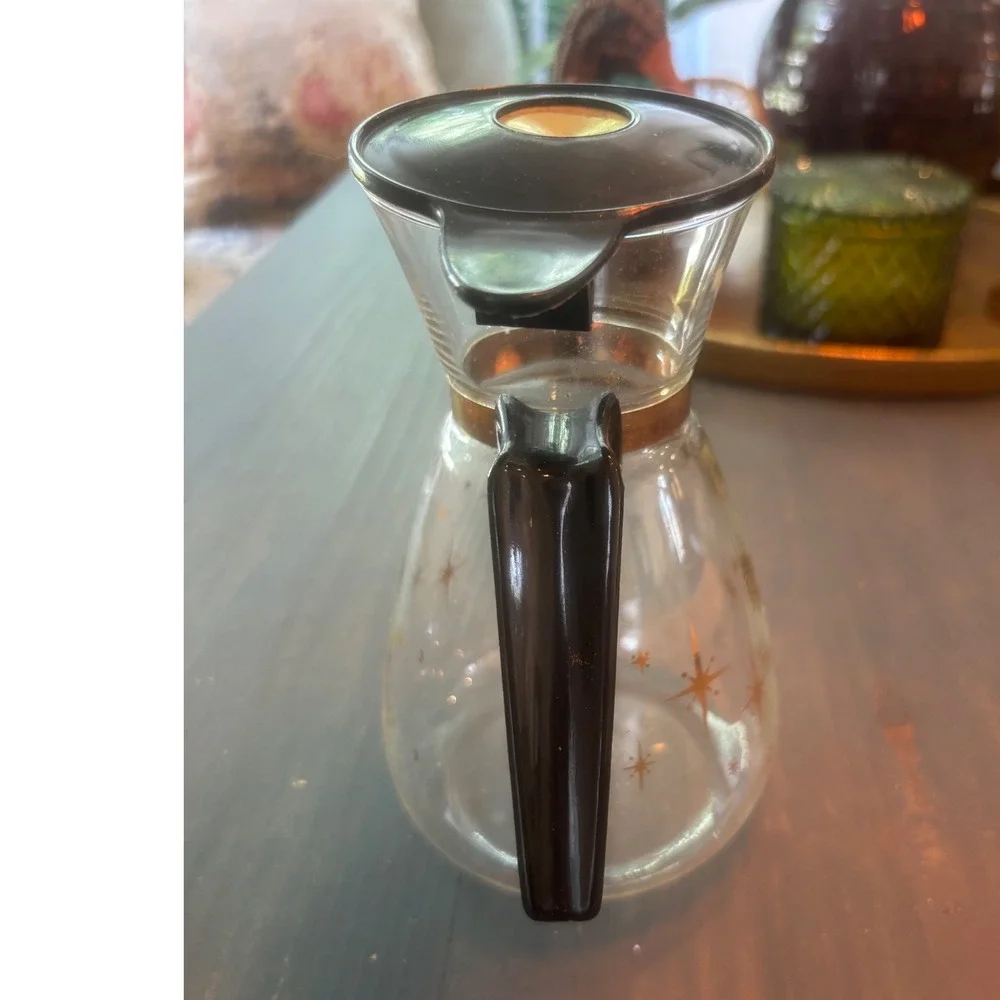 Vintage Pyrex Golden Starburst Coffee Carafe Glass Pitcher with Lid MCM Gold